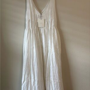 DISSH White Sleeveless Summer Dress NWT